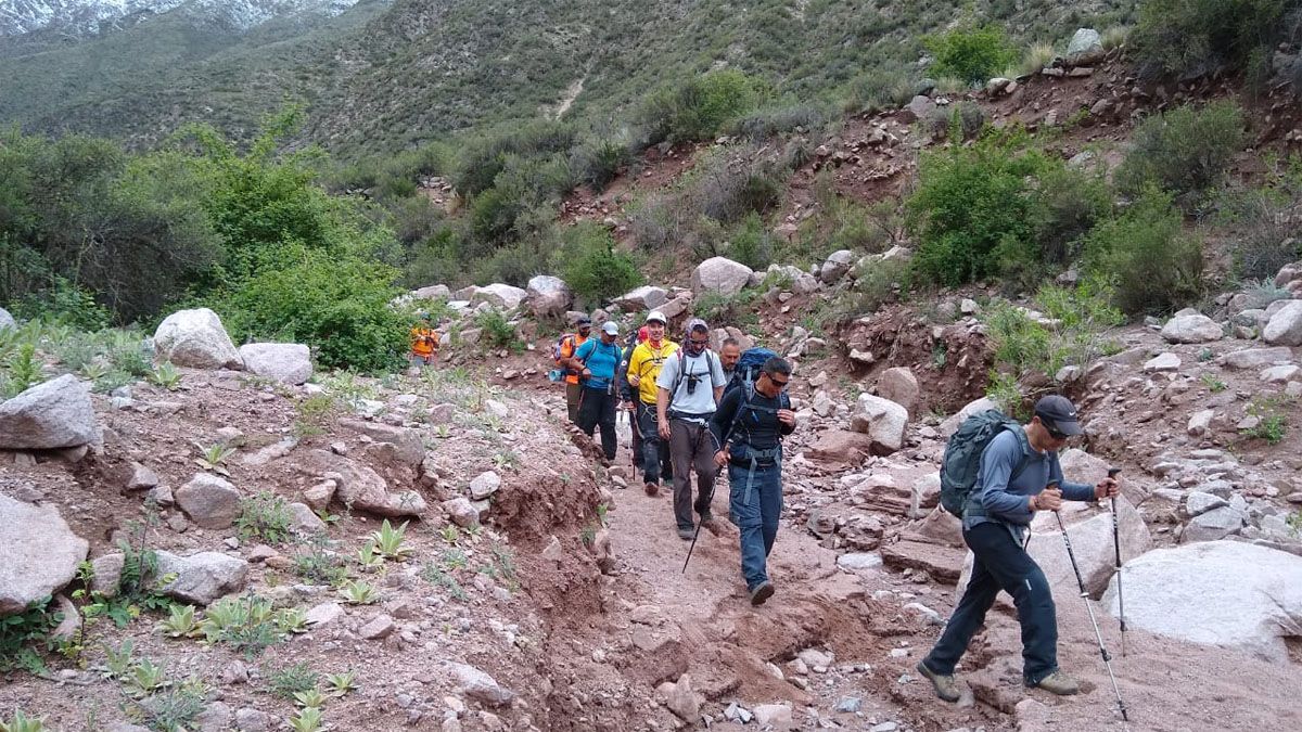 Durante tres días se montó un amplio operativo para encontrarlo con vida, ya que las temperaturas eran bajo cero, además llovió y nevó. La imagen corresponde al rescate del 14 de noviembre de 2018. Durante tres días se montó un amplio operativo para encontrarlo con vida, ya que las temperaturas eran bajo cero, además llovió y nevó. La imagen corresponde al rescate del 14 de noviembre de 2018.