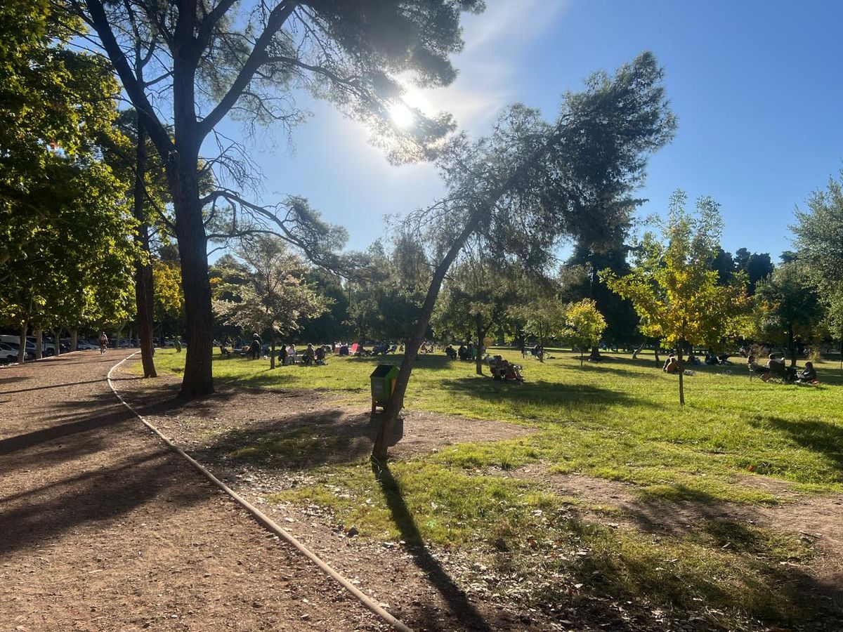 Continúan los días de otoño con temperaturas agradables, de acuerdo al pronóstico del tiempo en Mendoza. Continúan los días de otoño con temperaturas agradables, de acuerdo al pronóstico del tiempo en Mendoza.