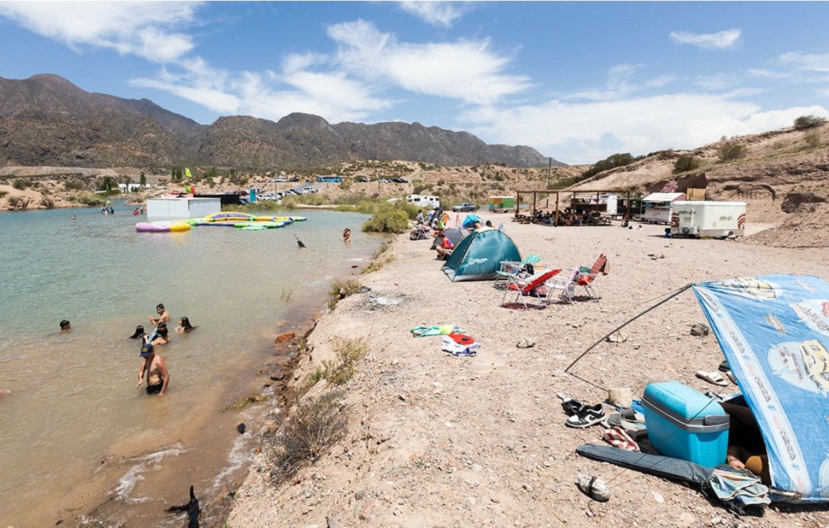 Potrerillos, parador Bah&iacute;a Pr&iacute;ncipe.