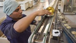 Se ampliaron los cupos y el subsidio para el entrenamiento laboral del programa Enlace. Se ampliaron los cupos y el subsidio para el entrenamiento laboral del programa Enlace.