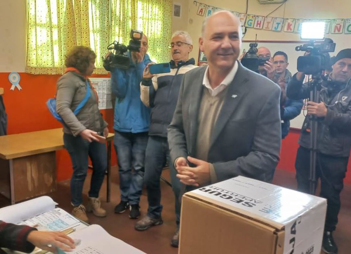 Guillermo Carmona, uno de los precandidatos peronistas.