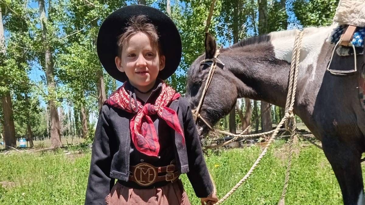 Nachito es de Malargüe y se crió entre gauchos y caballos.