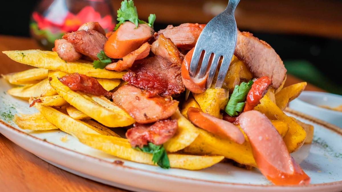 Receta Riquísima De La Salchipapas En 3 Pasos