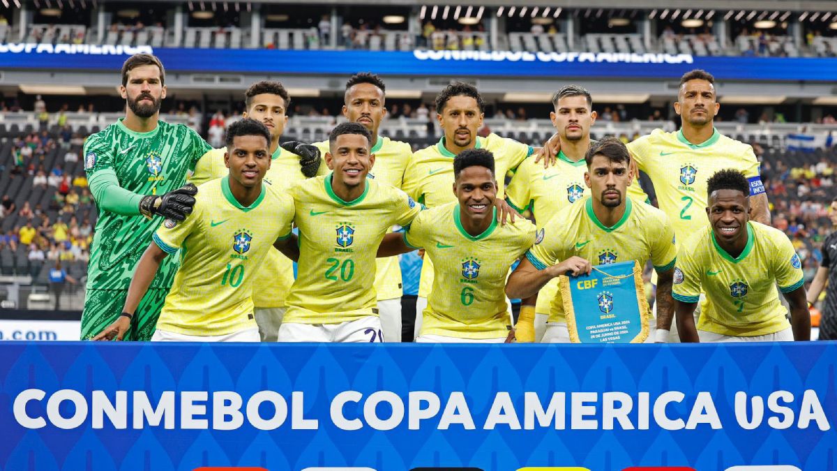 La Selección de Brasil recuperó su chapa de candidato en esta Copa América goleando a un ya eliminado Paraguay. La Selección de Brasil recuperó su chapa de candidato en esta Copa América goleando a un ya eliminado Paraguay.