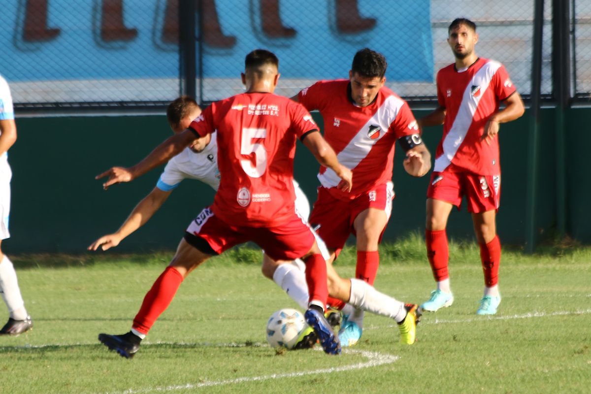 Deportivo Maipú no pudo con Arsenal, como visitante Deportivo Maipú no pudo con Arsenal, como visitante