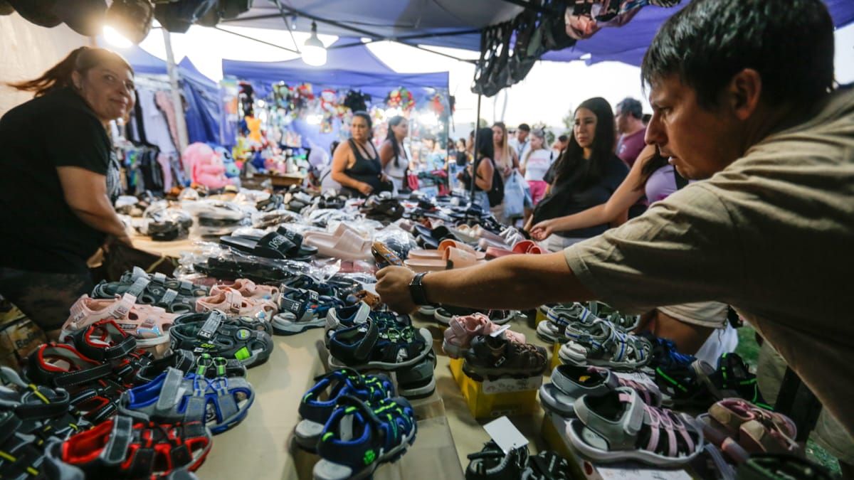 En la Feria del Juguete hay 150 stands para todos los bolsillos. En la Feria del Juguete hay 150 stands para todos los bolsillos.