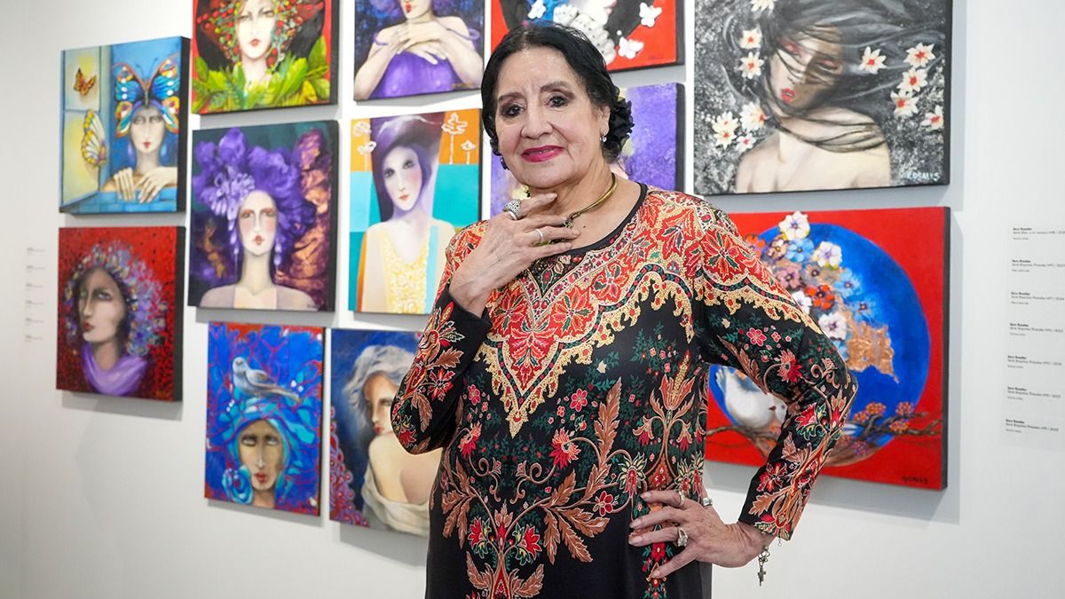 A sus 86 años, Sara Rosales se mantiene en actividad y de hecho terminó su serie "Boquitas pintadas" para esta nueva muestra. A sus 86 años, Sara Rosales se mantiene en actividad y de hecho terminó su serie "Boquitas pintadas" para esta nueva muestra.