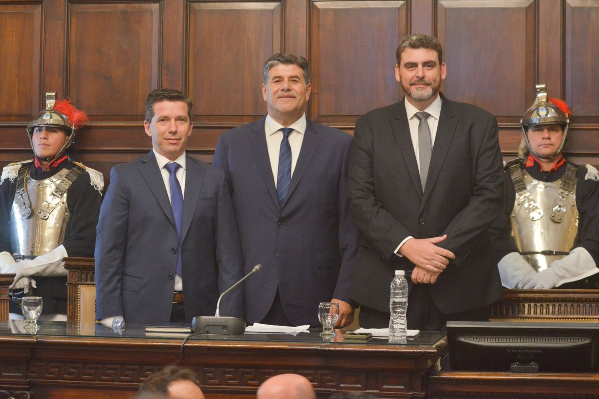 Abed le agradeció a cada mendocino que se acercó y compartió sus incertidumbres buscando respuestas. Abed le agradeció a cada mendocino que se acercó y compartió sus incertidumbres buscando respuestas.