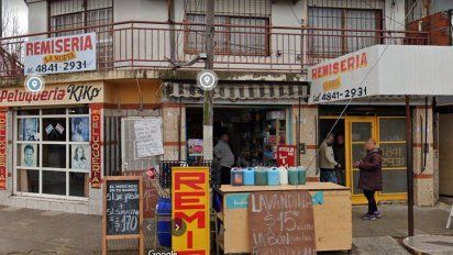 En la remisería ibicada en una esquina de Loma Hermosa, dos choferes tuvieron una violenta discusión que terminó que con el asesinato de uno de ellos.