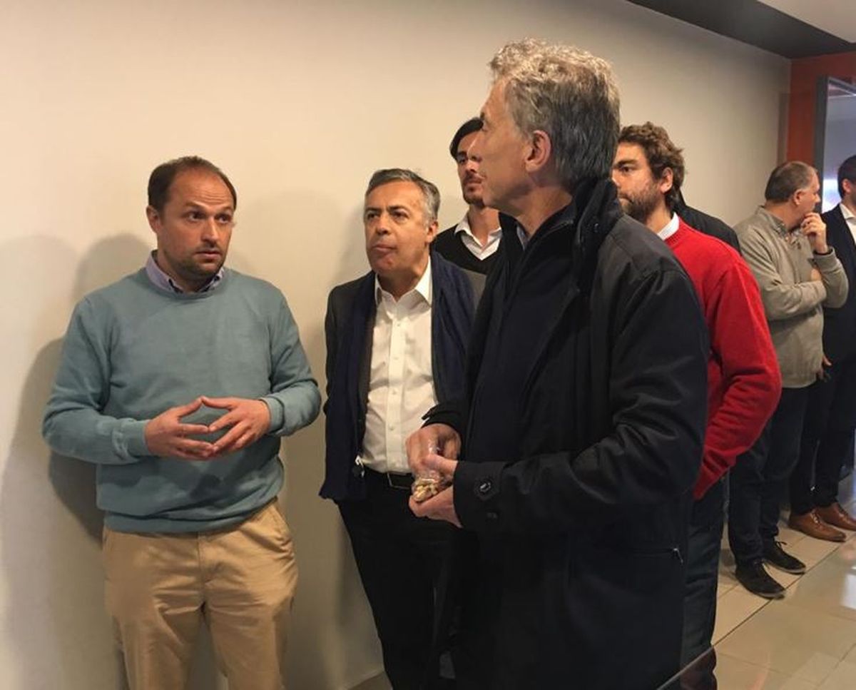 En 2019, el presidente Mauricio Macri realizó una visita a la planta de Energe. Alexis Atem, uno de los socios fundadores, acompañó en la recorrida de la que también participó Alfredo Cornejo, en ese momento Gobernador de la provincia.
