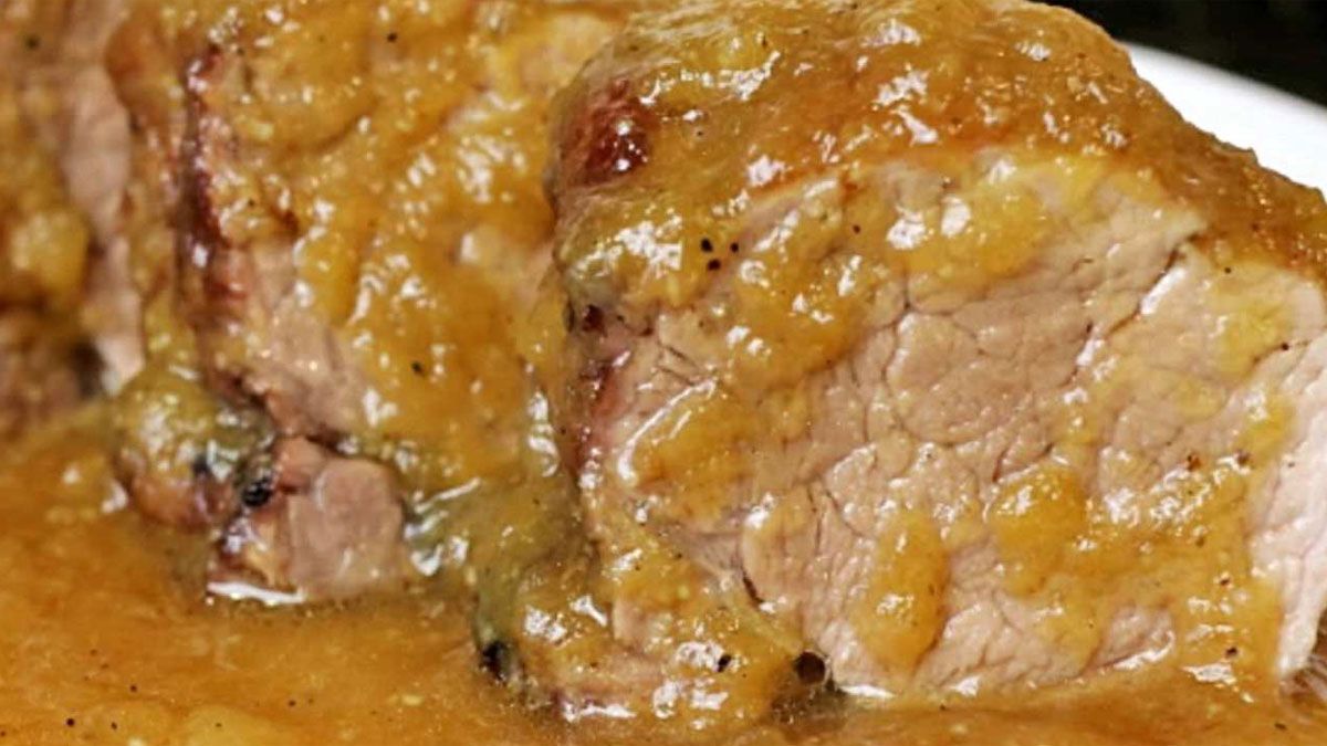 La bromelina del ananá rompe como nadie las fibras de la carne. La bromelina del ananá rompe como nadie las fibras de la carne.