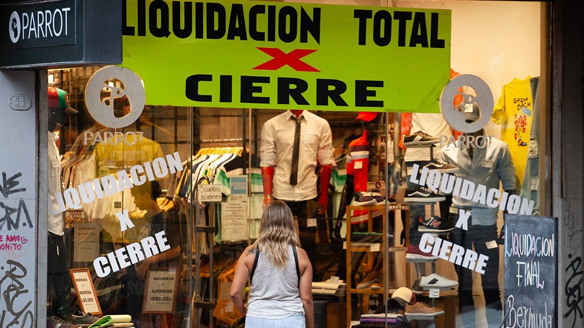 Aseguraron que hay una gran incertidumbre en los comerciantes de la Capital de Mendoza y muchos temen que deberán cerrar.
