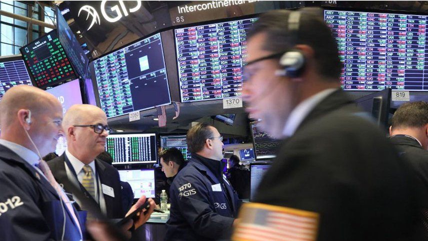 Las acciones y la cotización de bonos argentinos le dan respiro a los inversores en la Bolsa de Nueva York.
