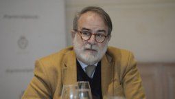 El economista de Fernández dijo que en los 40 meses de Macri se fueron U$S110.000 millones