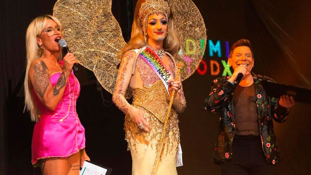 La Vendimia para todxs 2022 contó este año con la conducción de Flor Peña y Gabriel Canci.