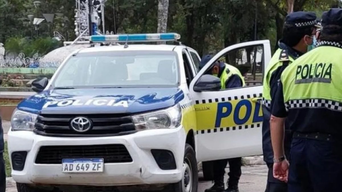 Violenta discusión: una mujer mató a puñaladas a su novio en una plaza