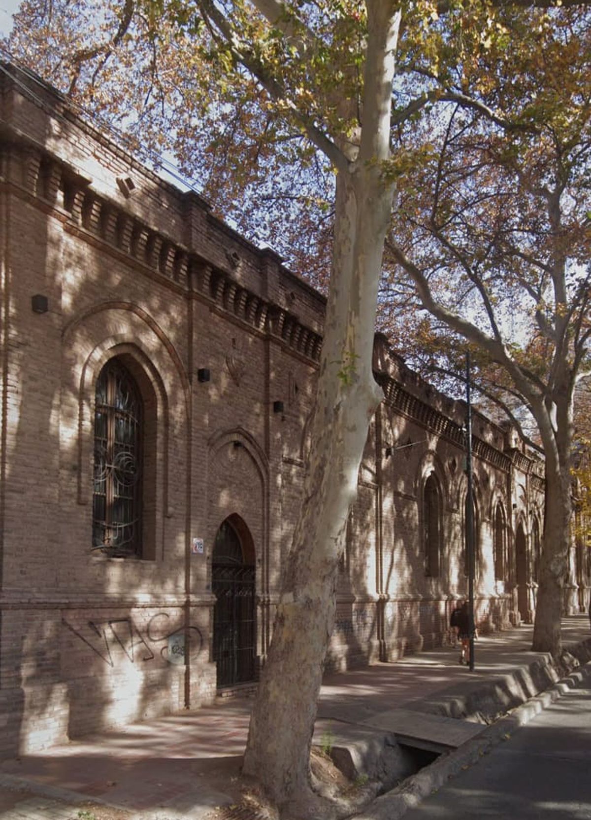 Imagen capturada desde Google Maps de la fachada del predio de la Orden del Buen Pastor donde se hará un hotel 5 estrellas. Imagen capturada desde Google Maps de la fachada del predio de la Orden del Buen Pastor donde se hará un hotel 5 estrellas.