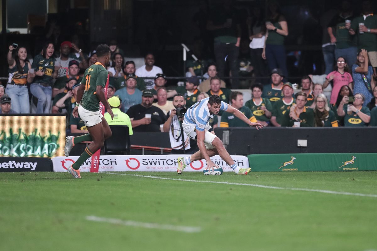 Juan Martín González apoyó un extraordinario try para Los Pumas ante Sudáfrica