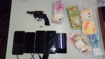 Dos jóvenes y un menor fueron detenidos acusados de cometer un raid delictivo