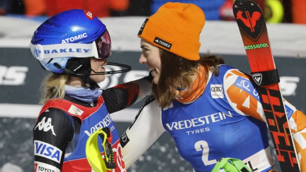 La noche de Courchevel, en Francia, fue una síntesis de lo veremos esta temporada.