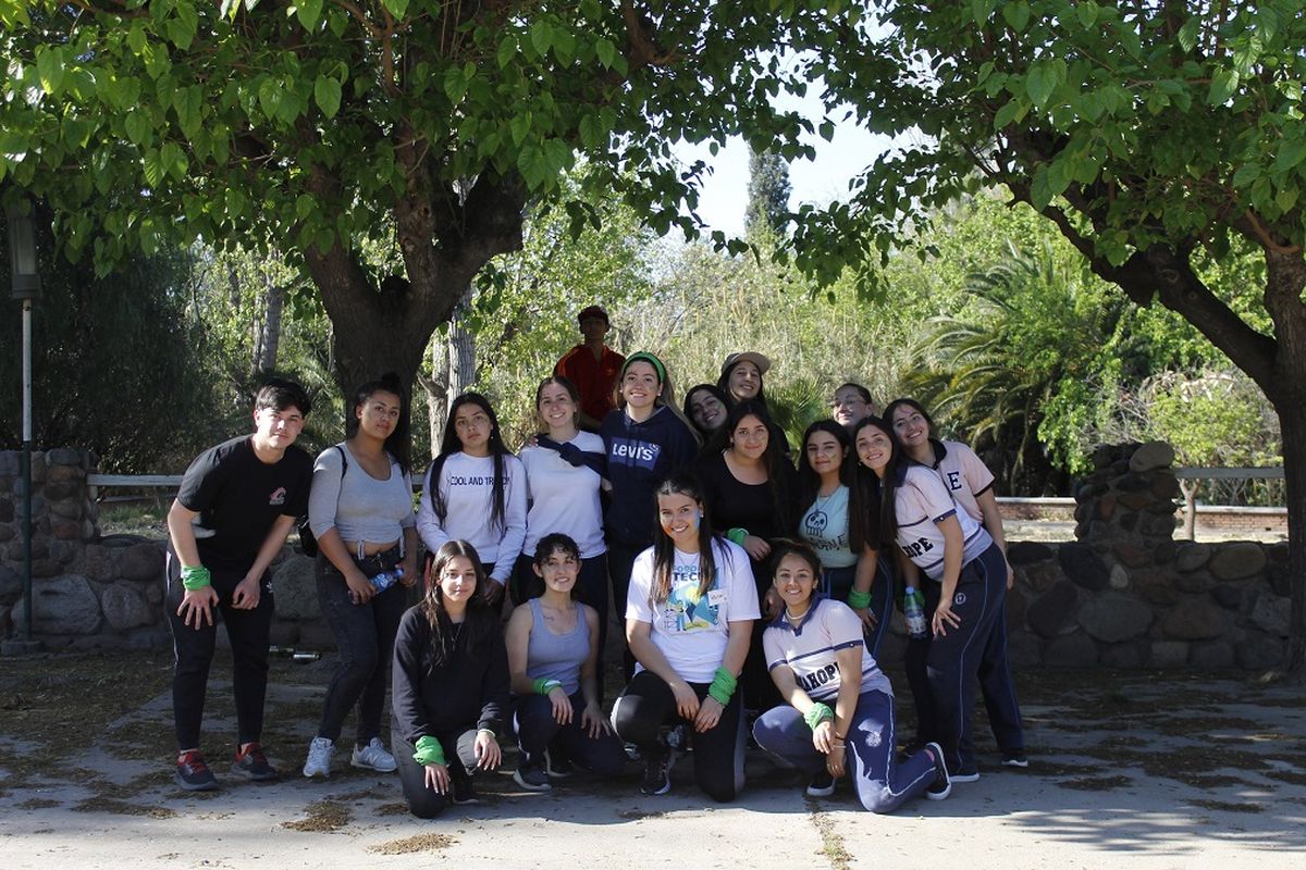 Los chicos que particparon del evento para aprender a ser emprendedores.