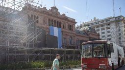 Implementaron el control de fiebre obligatorio en el ingreso a la Casa Rosada