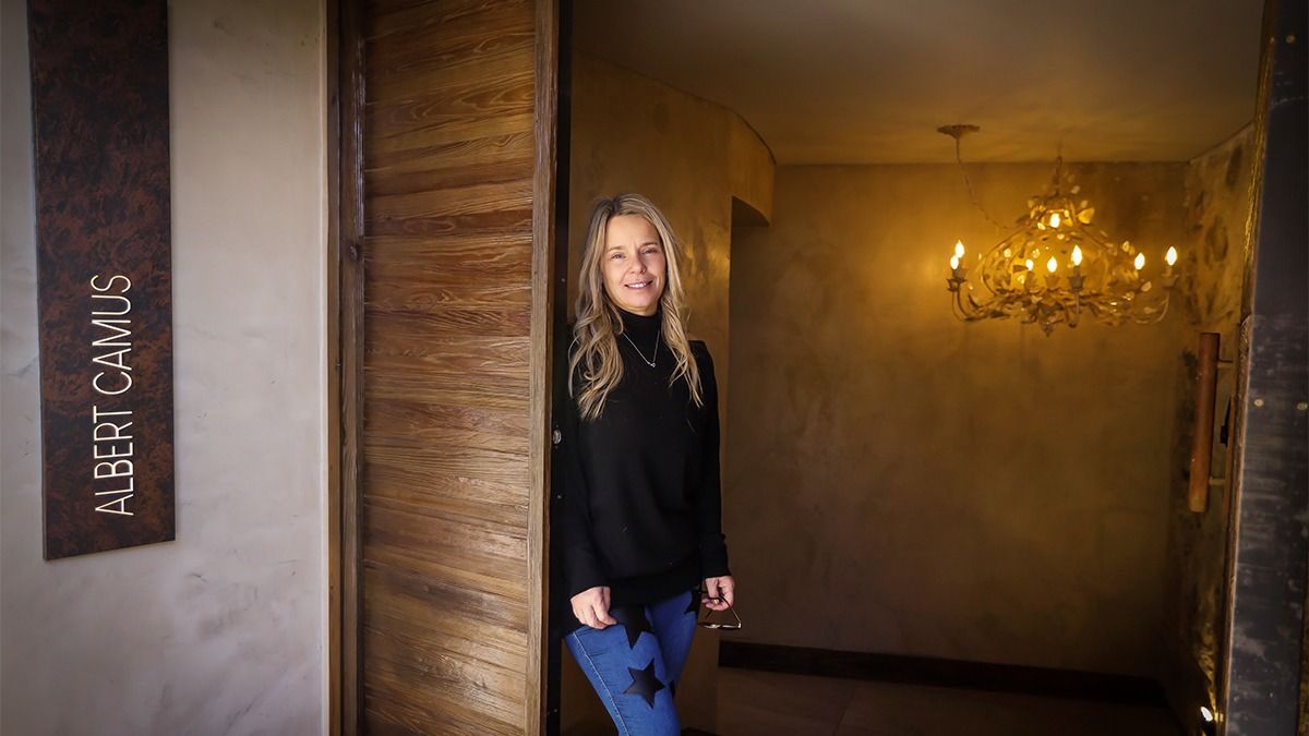 La elección de los escritores a los que se iba a homenajear fue una idea de la empresaria mendocina. La elección de los escritores a los que se iba a homenajear fue una idea de la empresaria mendocina.