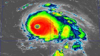 El huracán Dorian ya tiene categoría 5, golpeó Bahamas y afecta a Florida