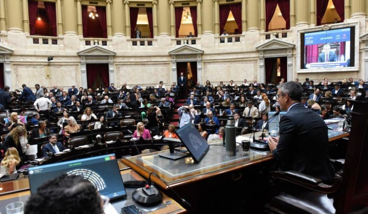 El Congreso retoma la acción con proyectos clave para el oficialismo, como la reforma laboral. El Congreso retoma la acción con proyectos clave para el oficialismo, como la reforma laboral.