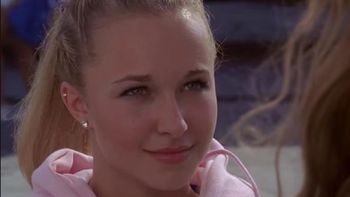 Se conocieron detalles del llamado al 911 tras la muerte de la actriz Hayden Panettiere