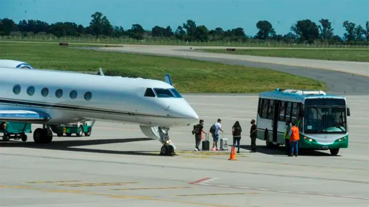 Messi llegó a Rosario para pasar la Nochebuena en familia