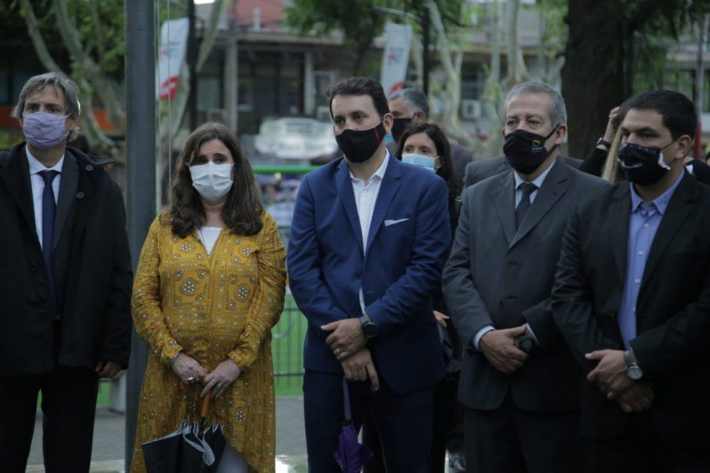 Los intendentes Emir Félix, de San Rafael, y Tadeo García Zalazar, de Godoy Cruz, ya tienen plaenado cómo será la vacunación de los mayores de 60 años en sus comunas.