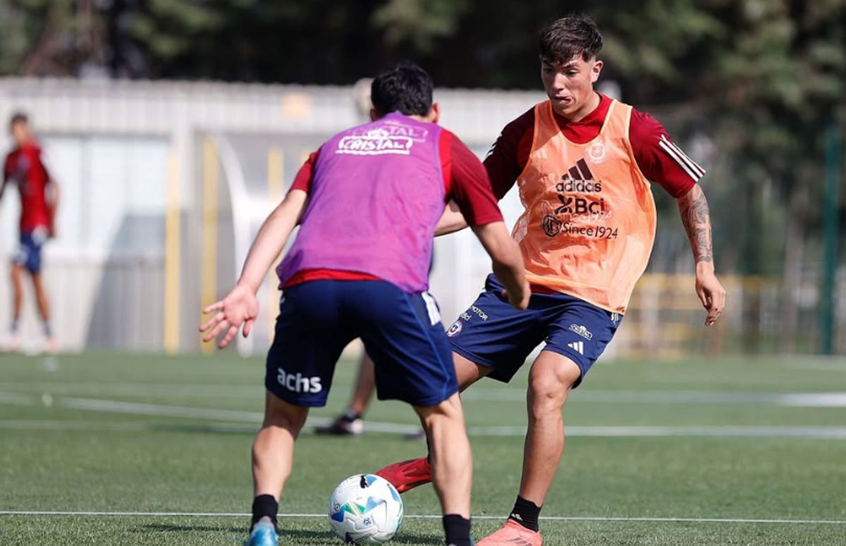 González en el entrenamiento de Chile.