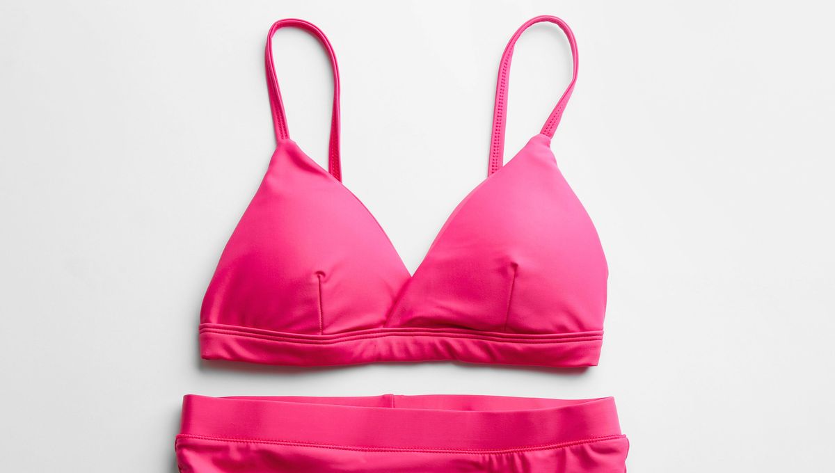 La bikini es una prenda delicada que puede desteñirse o abrirse por un mal lavado, cuidado y almacenamiento. La bikini es una prenda delicada que puede desteñirse o abrirse por un mal lavado, cuidado y almacenamiento. 