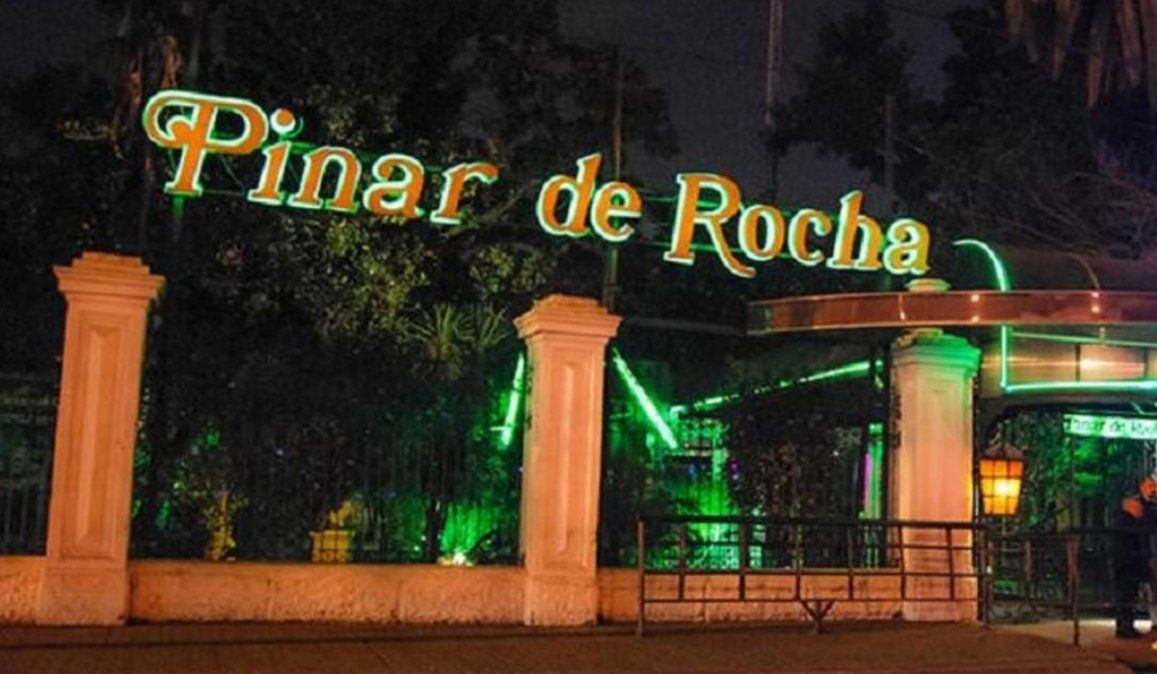 El grupo Damas Gratis brindo un recital multitudinario en Pinar de Rochas, y luego de que las imágenes se viralizaran la Municipalidad de Morón clausuró el local