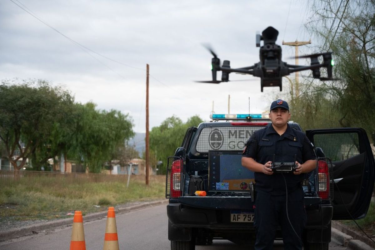 La Policía utilizó drones en el megaoperativo policial en La Favorita. Gentileza