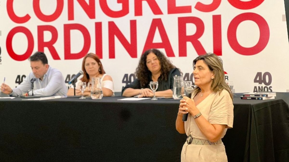 La senadora nacional Mariana Juri fue una de las oradoras del encuentro de los radicales.