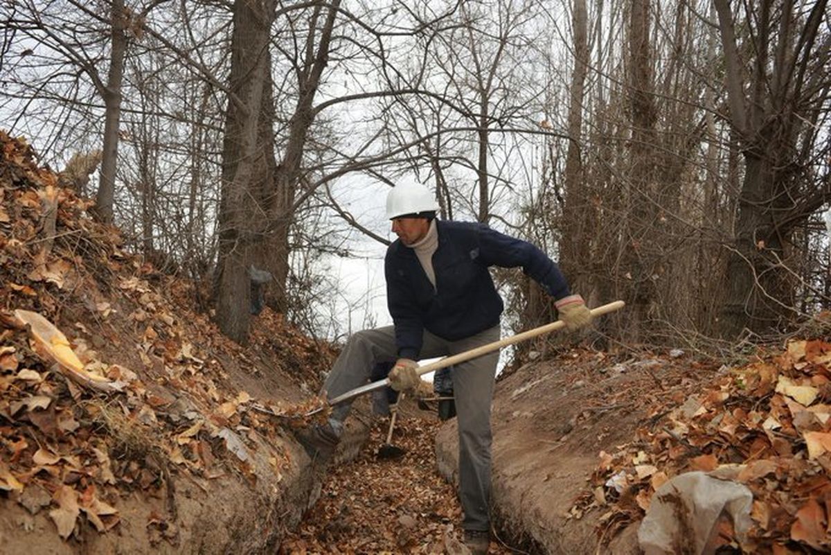 Irrigación ya comenzó con los trabajos de despeje de cauces taponados.