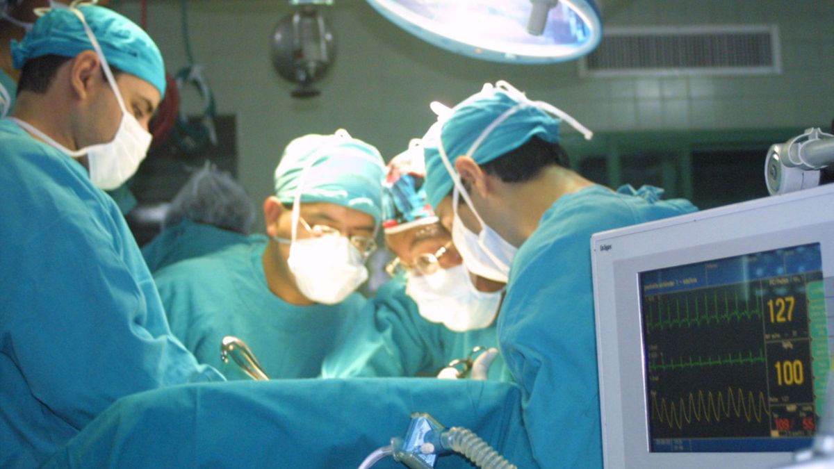 La vasectomía sin bisturí es una práctica quirúrgica cada vez más frecuente desde 2020 en la Argentina, es ambulatoria y 100% efectiva La vasectomía sin bisturí es una práctica quirúrgica cada vez más frecuente desde 2020 en la Argentina, es ambulatoria y 100% efectiva