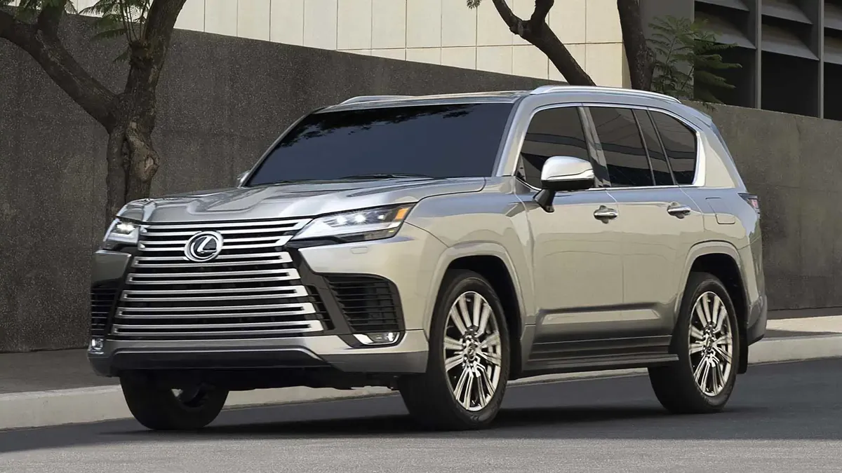 El Lexus LX, llamado por problemas en el motor. El Lexus LX, llamado por problemas en el motor.