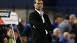 Diego Cocca tiene la duda si repite equipo para enfrentar al Rojo