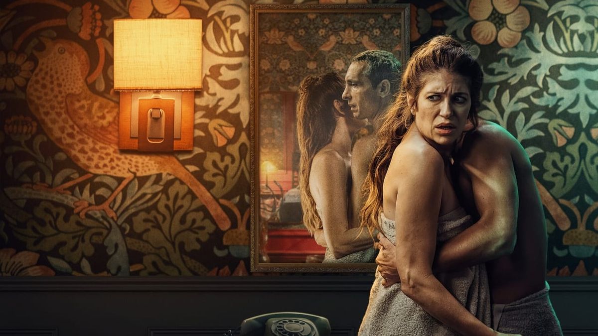 Martina Getell y Pablo Derqui. Son los grandes y únicos protagonistas de la película española Dos. Martina Getell y Pablo Derqui. Son los grandes y únicos protagonistas de la película española Dos.