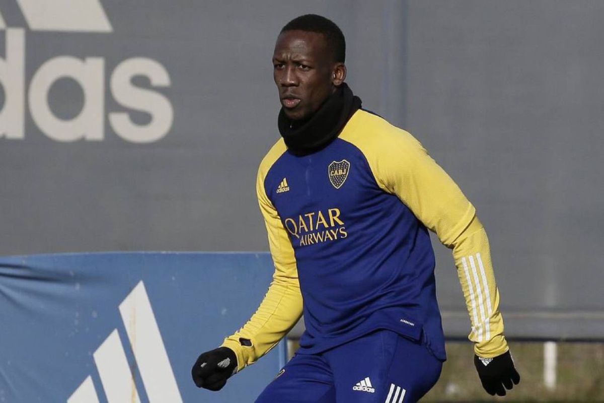 Problemas en Boca: Advíncula rompió la burbuja y fue aislado