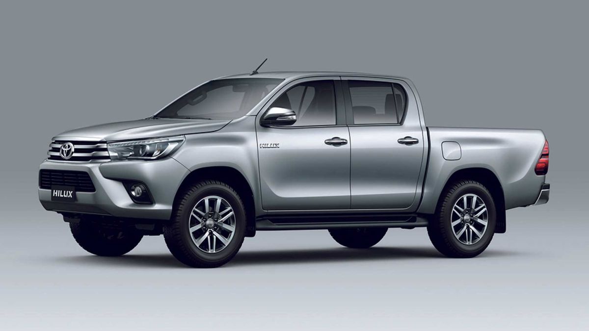 Sorpresivamente, un modelo de Hilux es la pickup que se consigue por menos precio en el país. Sorpresivamente, un modelo de Hilux es la pickup que se consigue por menos precio en el país.