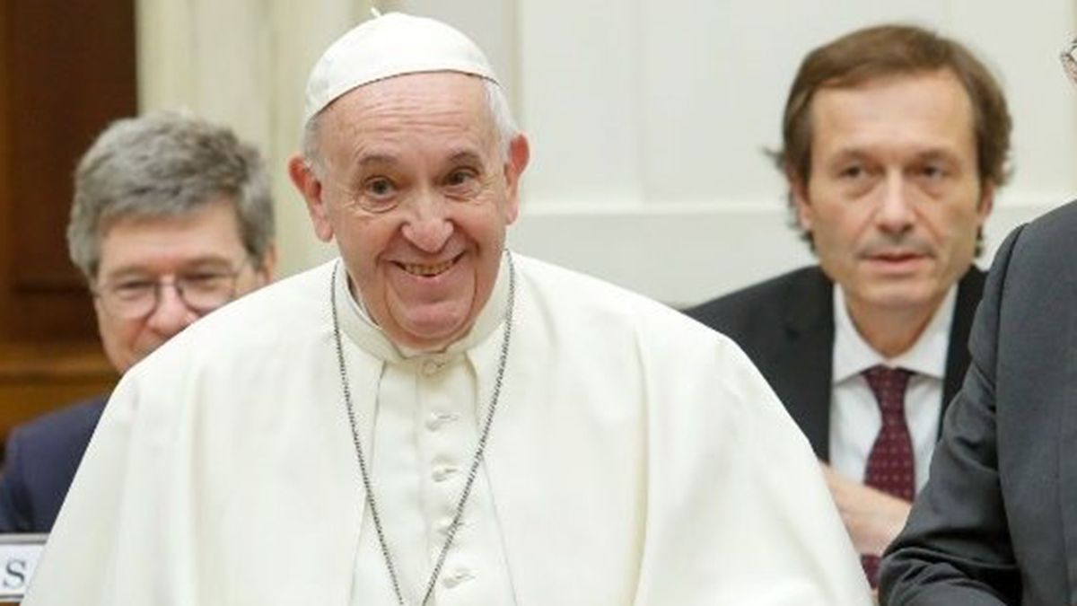 Gustavo Béliz (atrás)fue nombrado por el papa Francisco miembro ordinario de la Academia Pontificia.