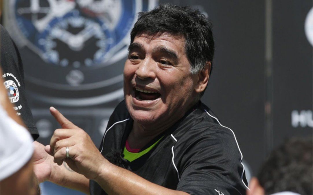¡Imperdible! Maradona llamó en vivo para comentar las máximas de Beto Casella sobre sexo