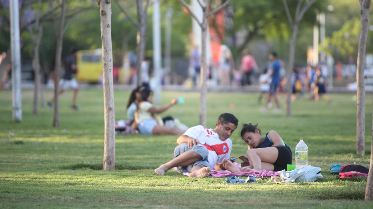 Se nota una leve baja de los casos de coronavirus en Mendoza.