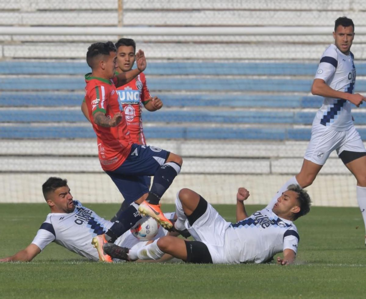 Independiente Rivadavia no pudo con Guillermo Brown