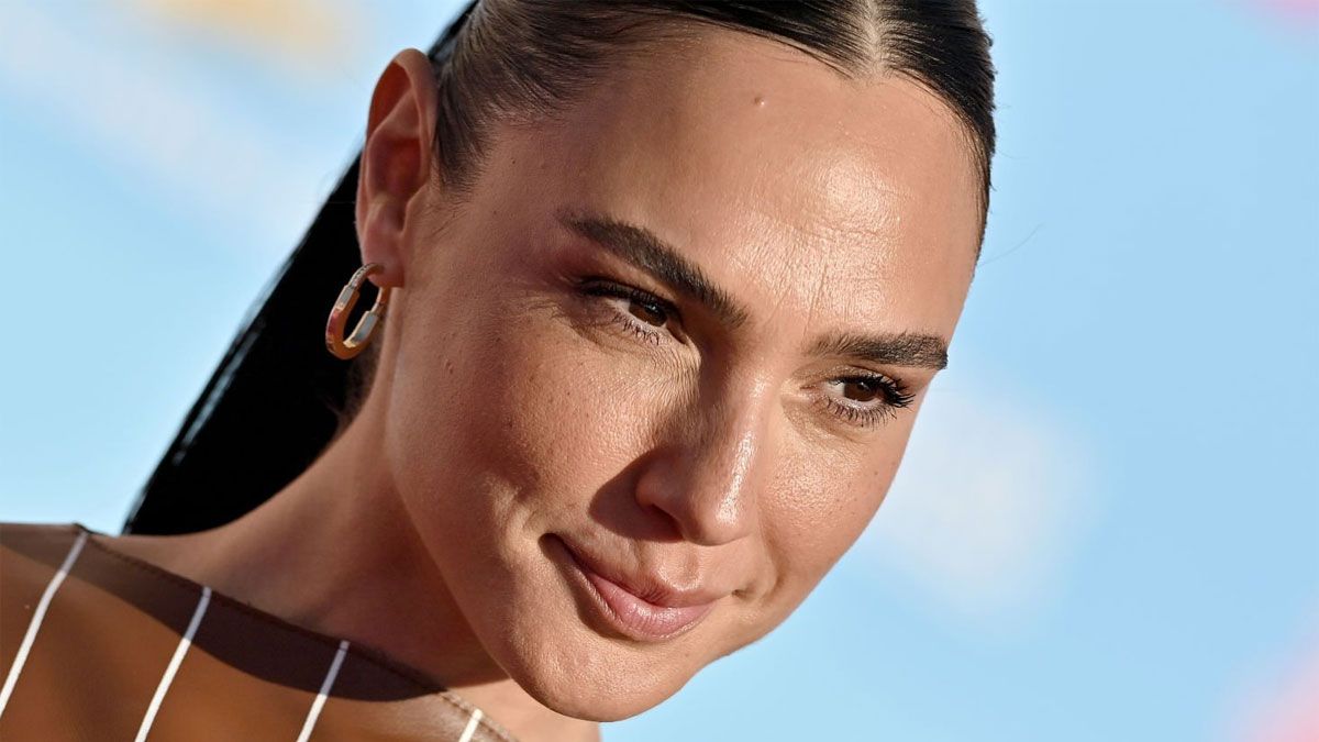 La actriz Gal Gadot interpreta a Natalie Jones en la película de Netflix.