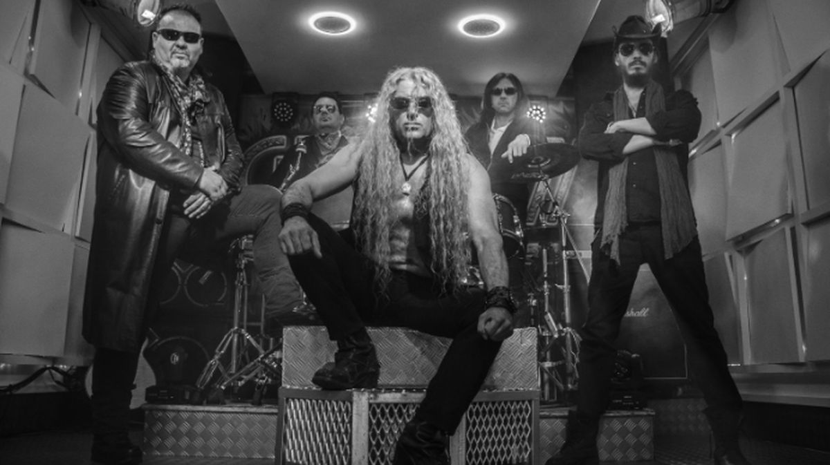 Custom71 celebra 28 años.